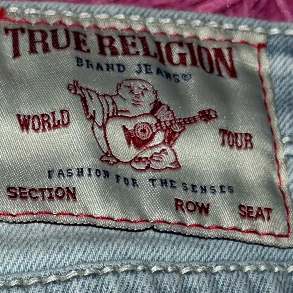 True Religion Mid Rise Curvy Shorts Women Size 30